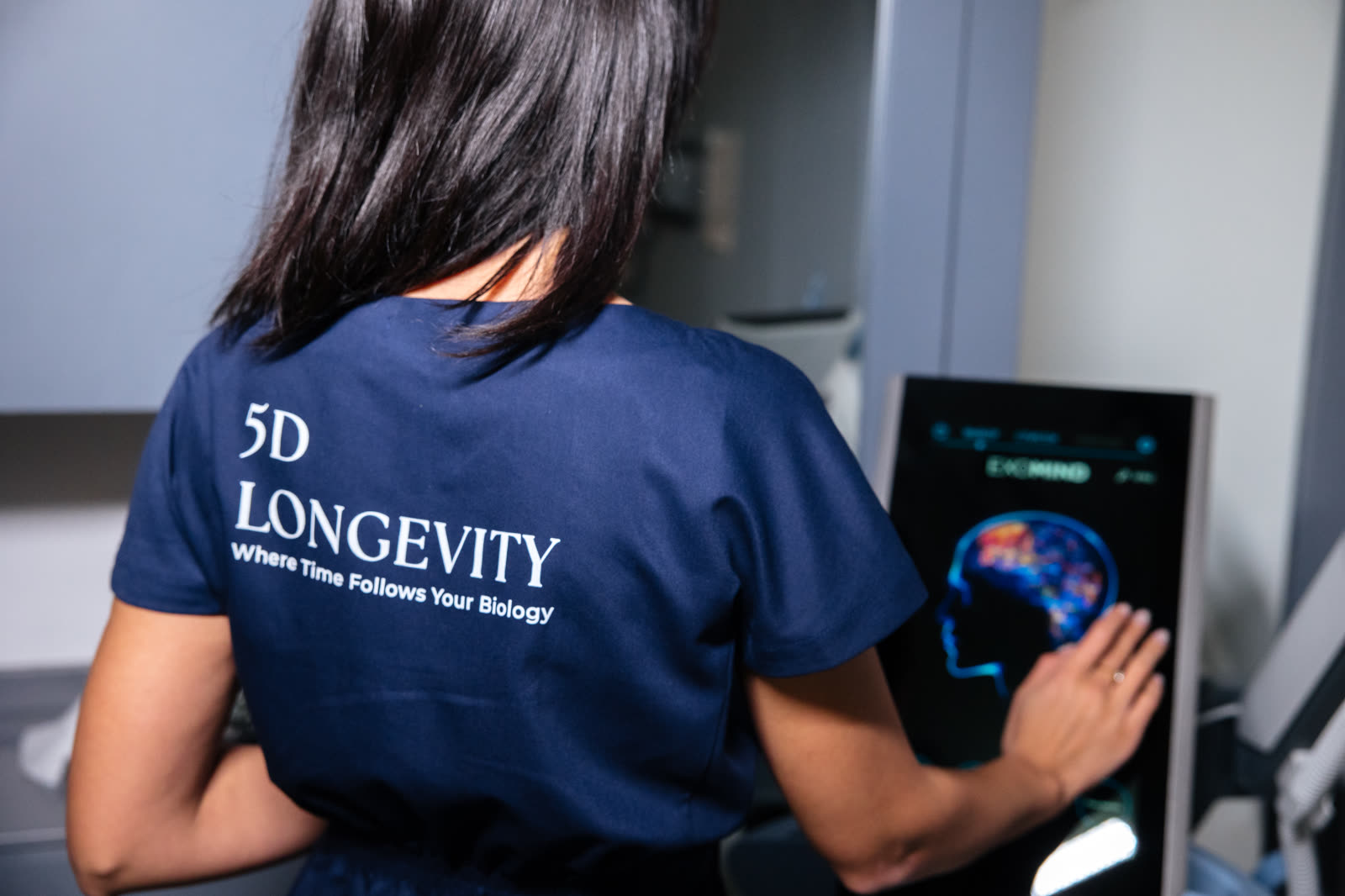 Specialist working at a longevity device